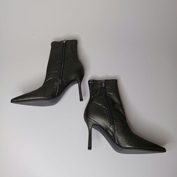 Marc Fisher Kellen Heeled Bootie, Pewter Glitter, Size  8M - Picture 2 of 10